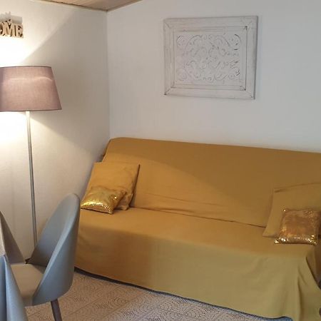 Apartment Tonci Rab Town Bagian luar foto